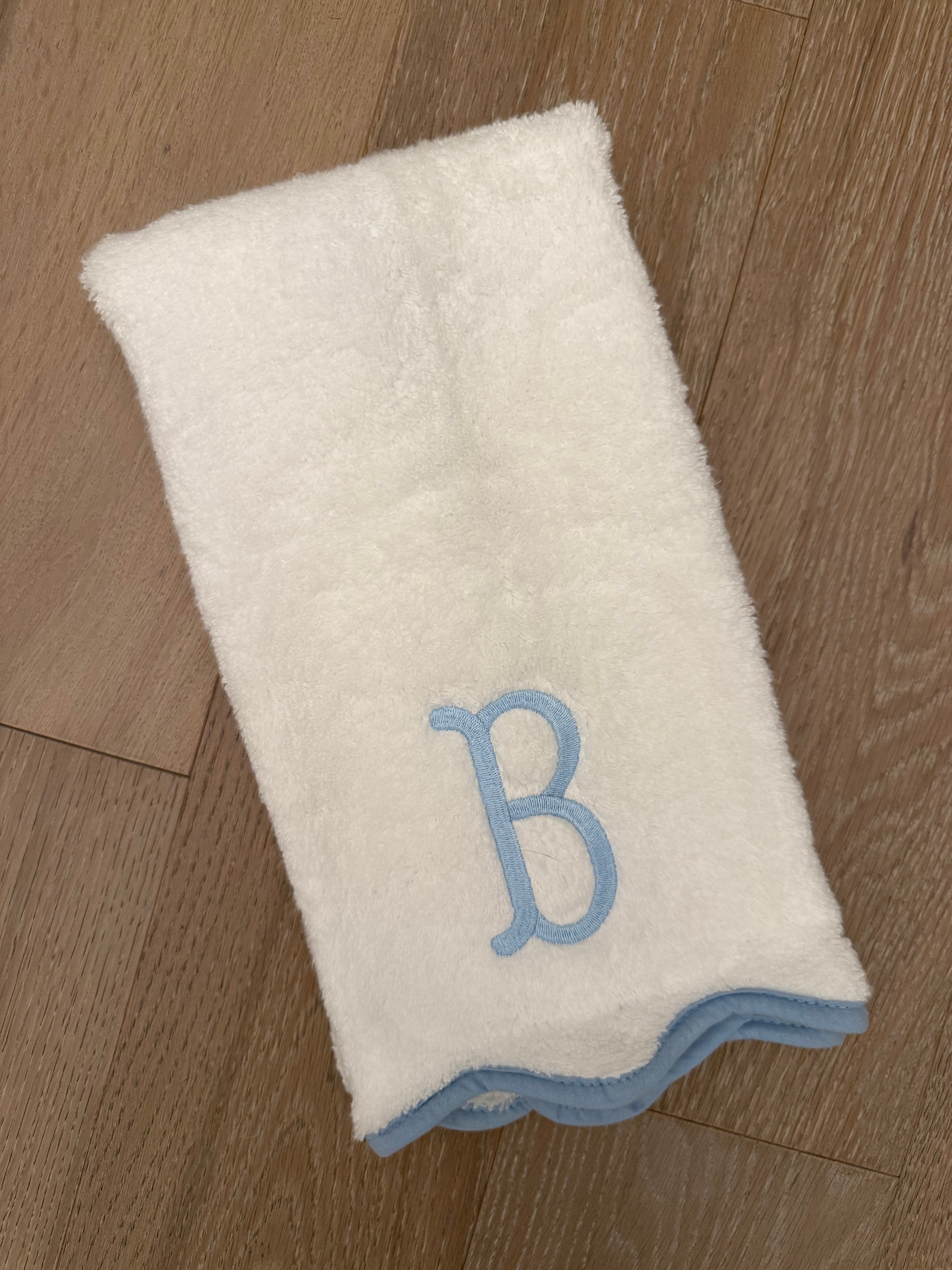Scalloped Hand Towels